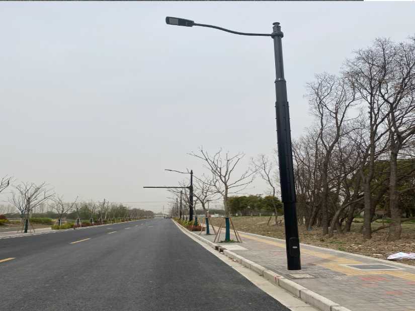 鹰潭市上海综合杆 太阳能路灯工程